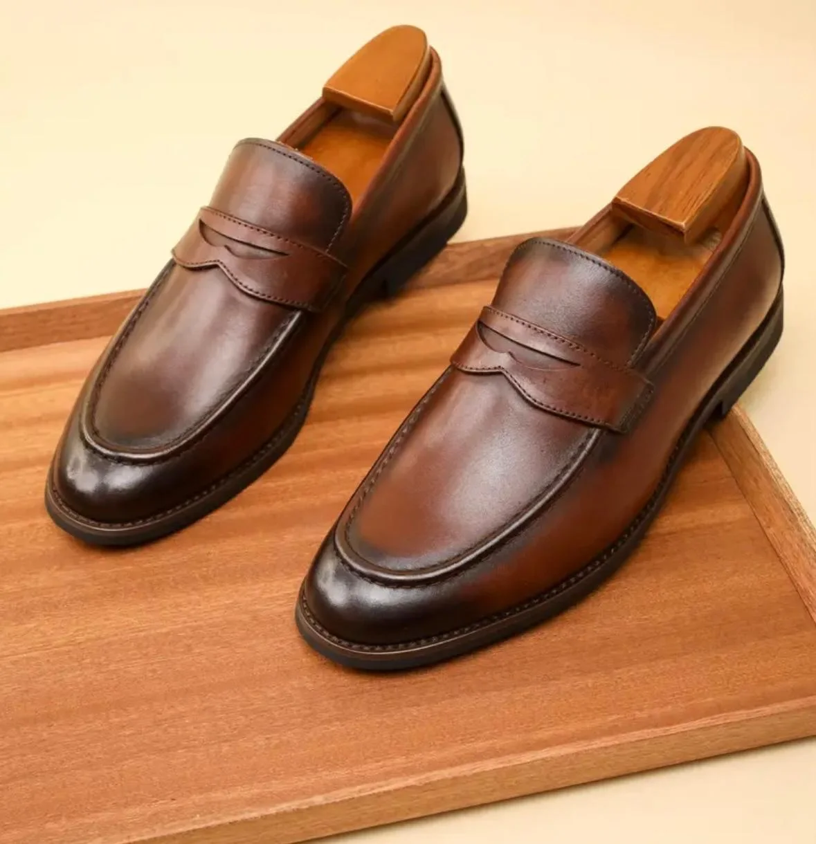 Chaussure noir  classic 100% Cuir