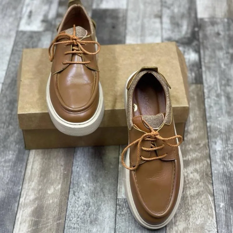 M22 Chaussure en Cuir