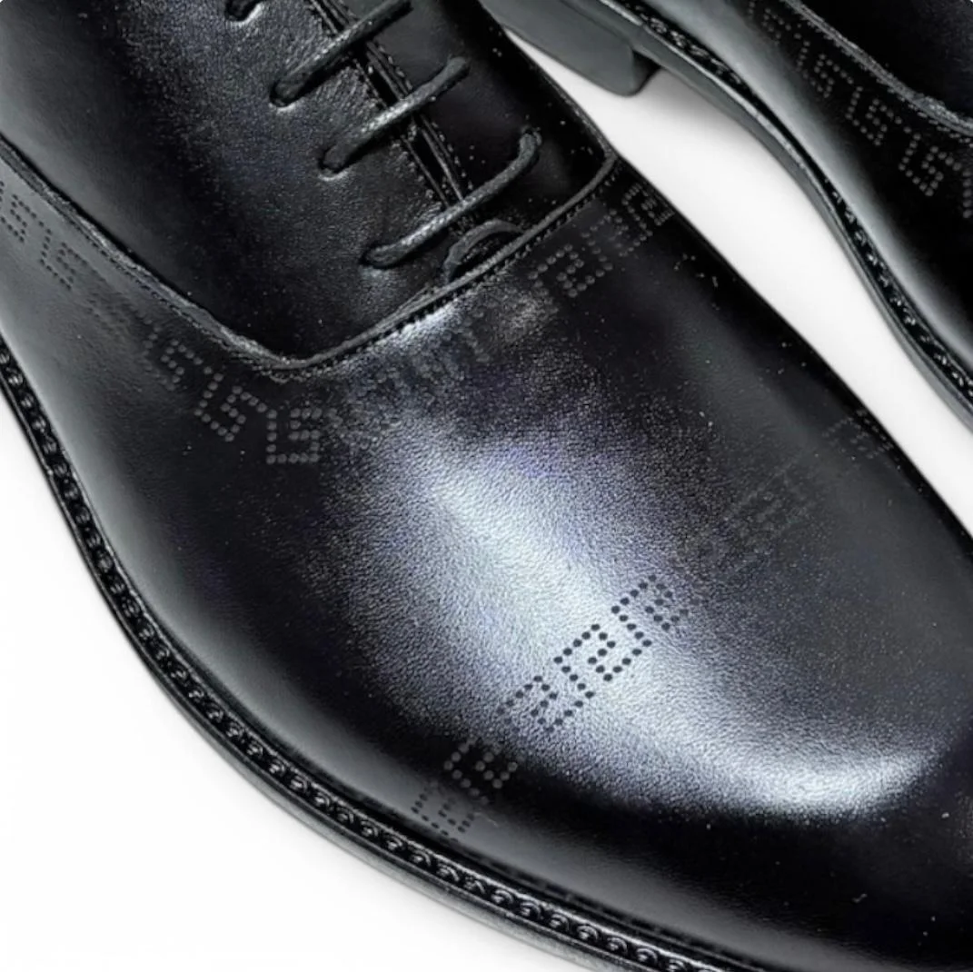 M016 versace