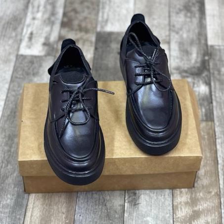 M22 Chaussure en Cuir