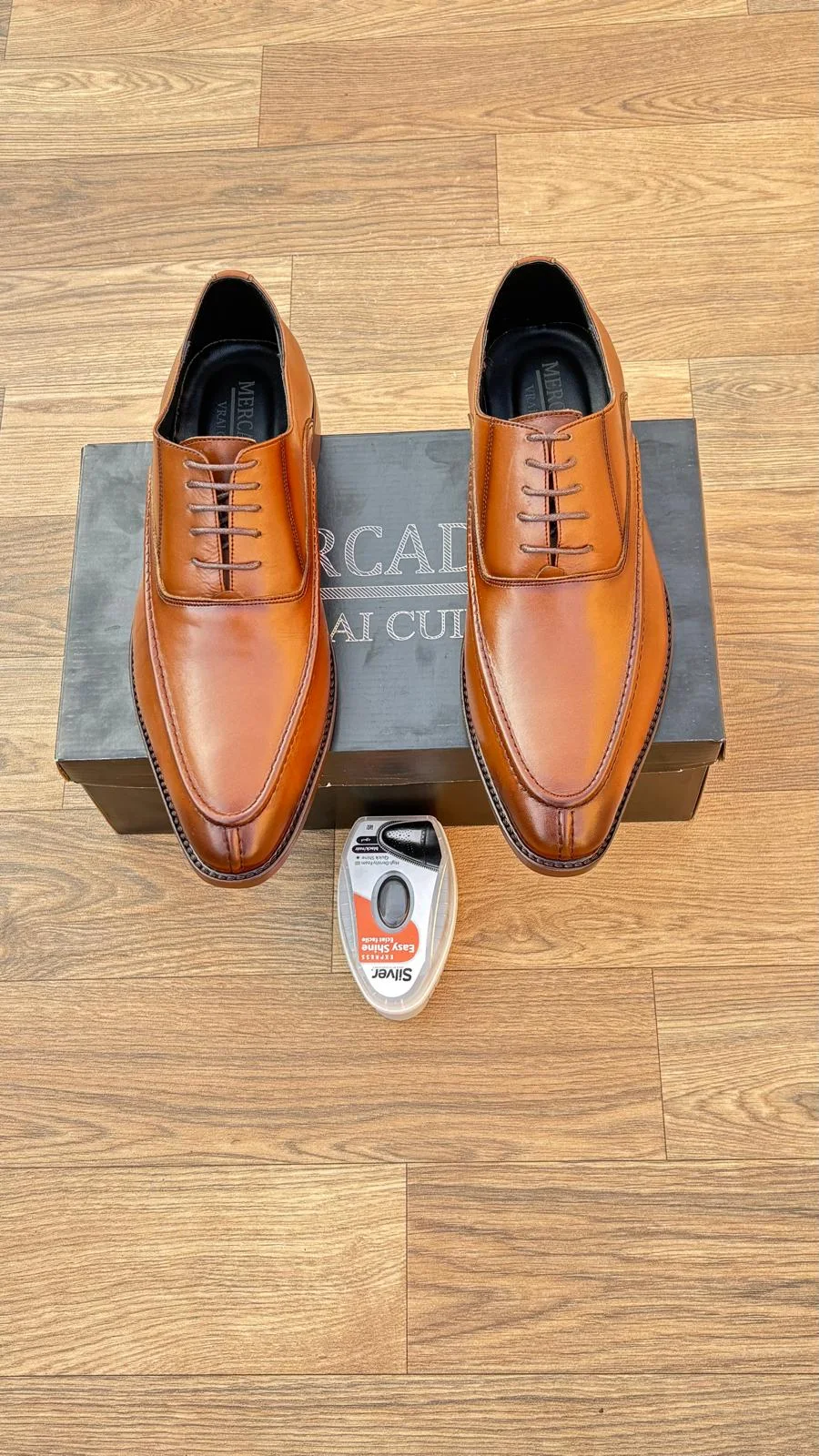 M016 chaussures Cuir Marron