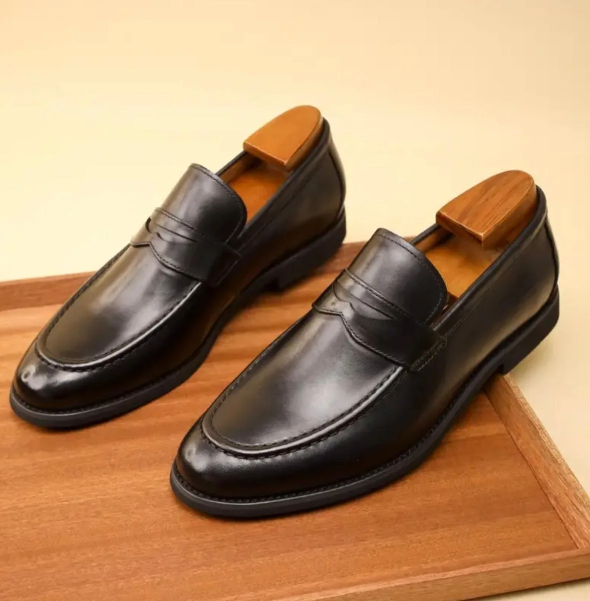Chaussure noir  classic 100% Cuir