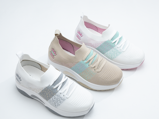 كوتش تريكو adidas