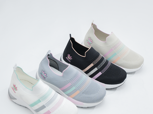 adidas. بدون رباط