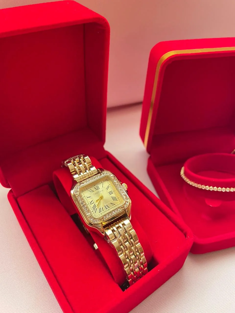 Pack femme montre + braclet