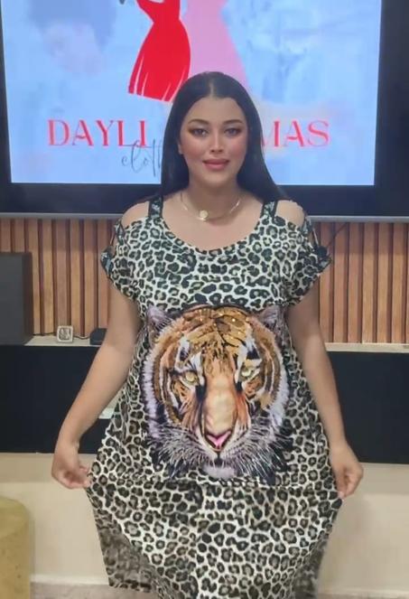 فستان مطبوع بنمر قوي يعكس ثقتك وأناقتك R1