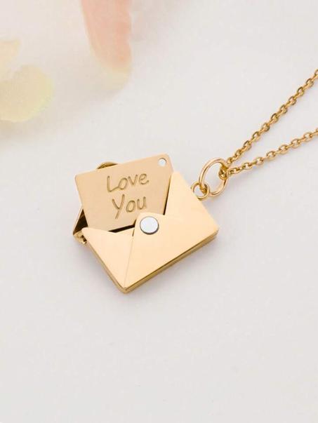 قلادة الرسالة الحب