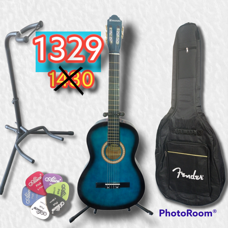 جيتار كلاسيك متوفر مع شنطه الحماية