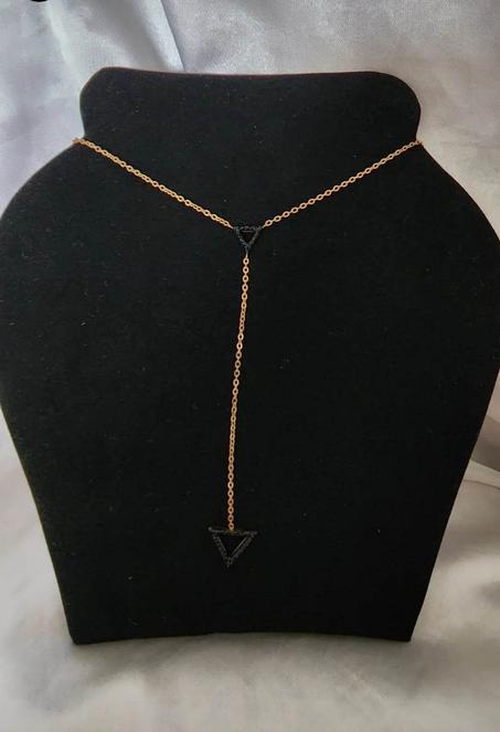 des colliers en acier inoxydable