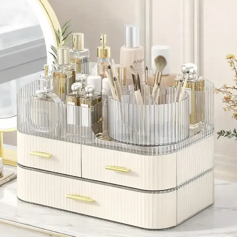 💄 Varier de look chaque jour commence par un espace clair et organisé