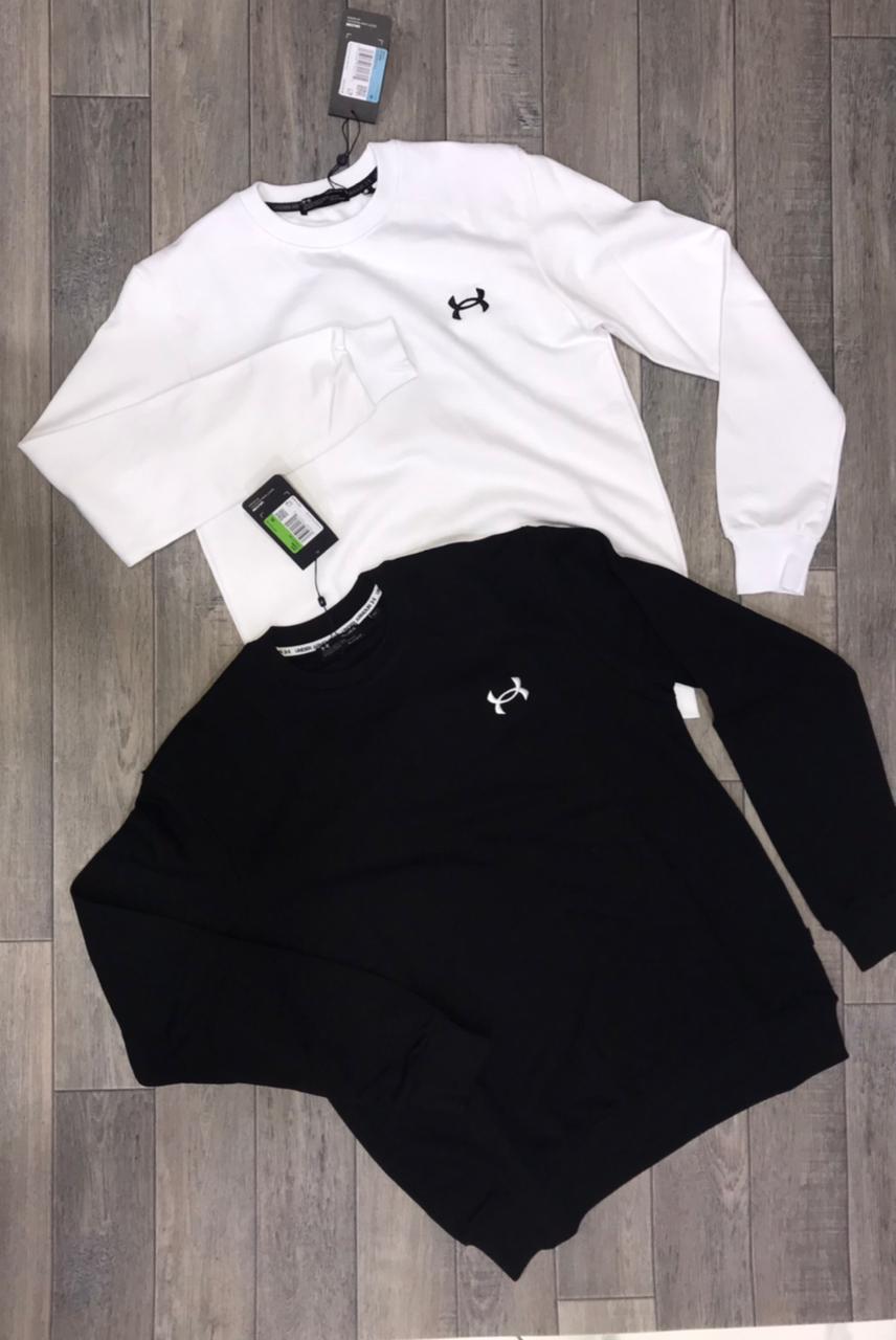 سويت من UNDER ARMOUR