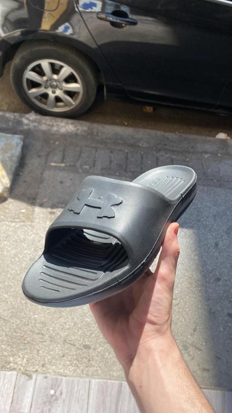 نعال  من Under Armour بتصميم ومريح