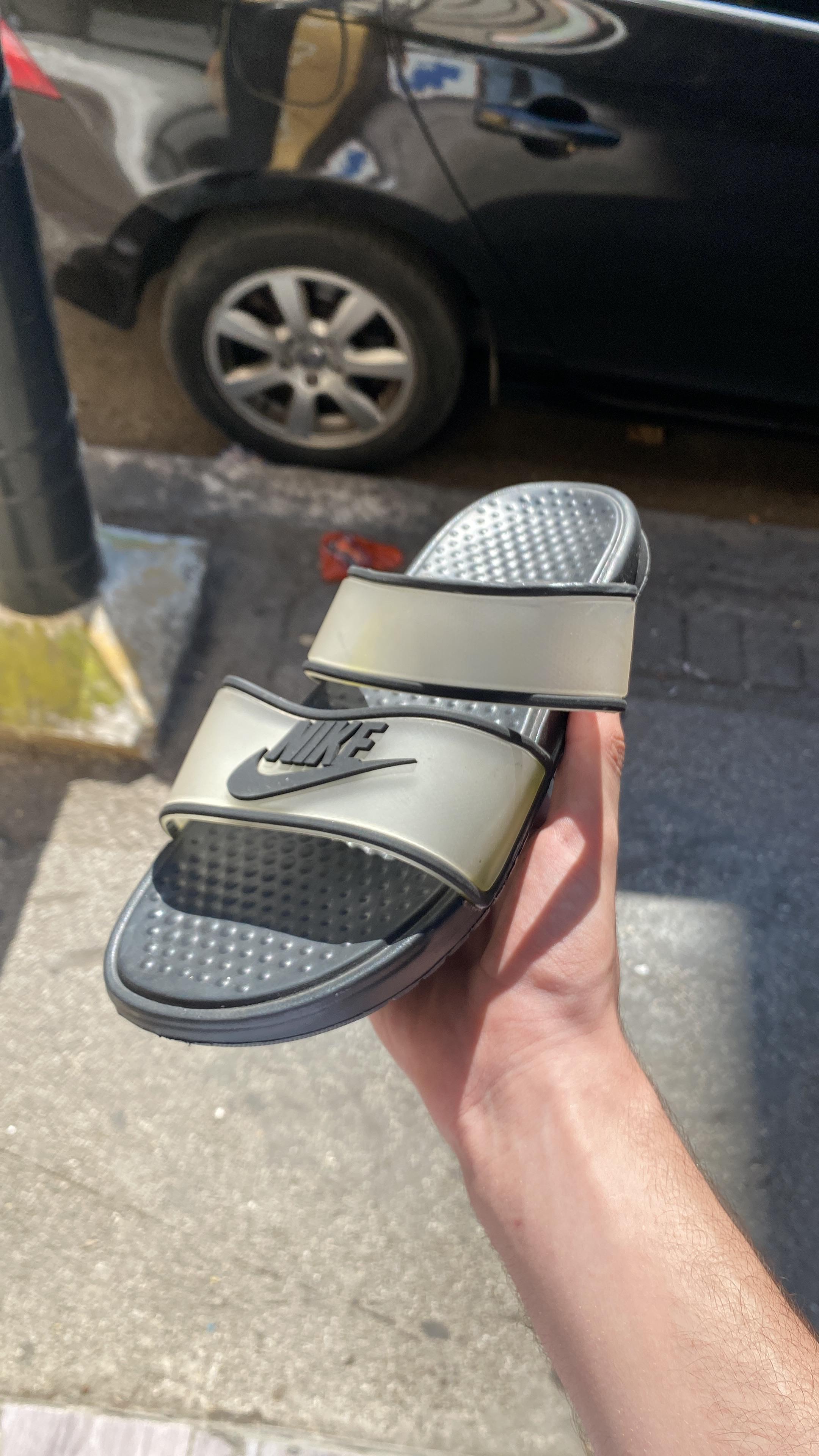 نعال أنيق و مريح من Nike
