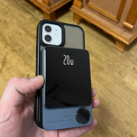 باور بانك مغناطيسي بتقنية MagSafe