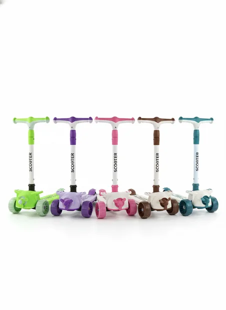 سكوتر الاطفال بتلات عجلات+3 سنوات