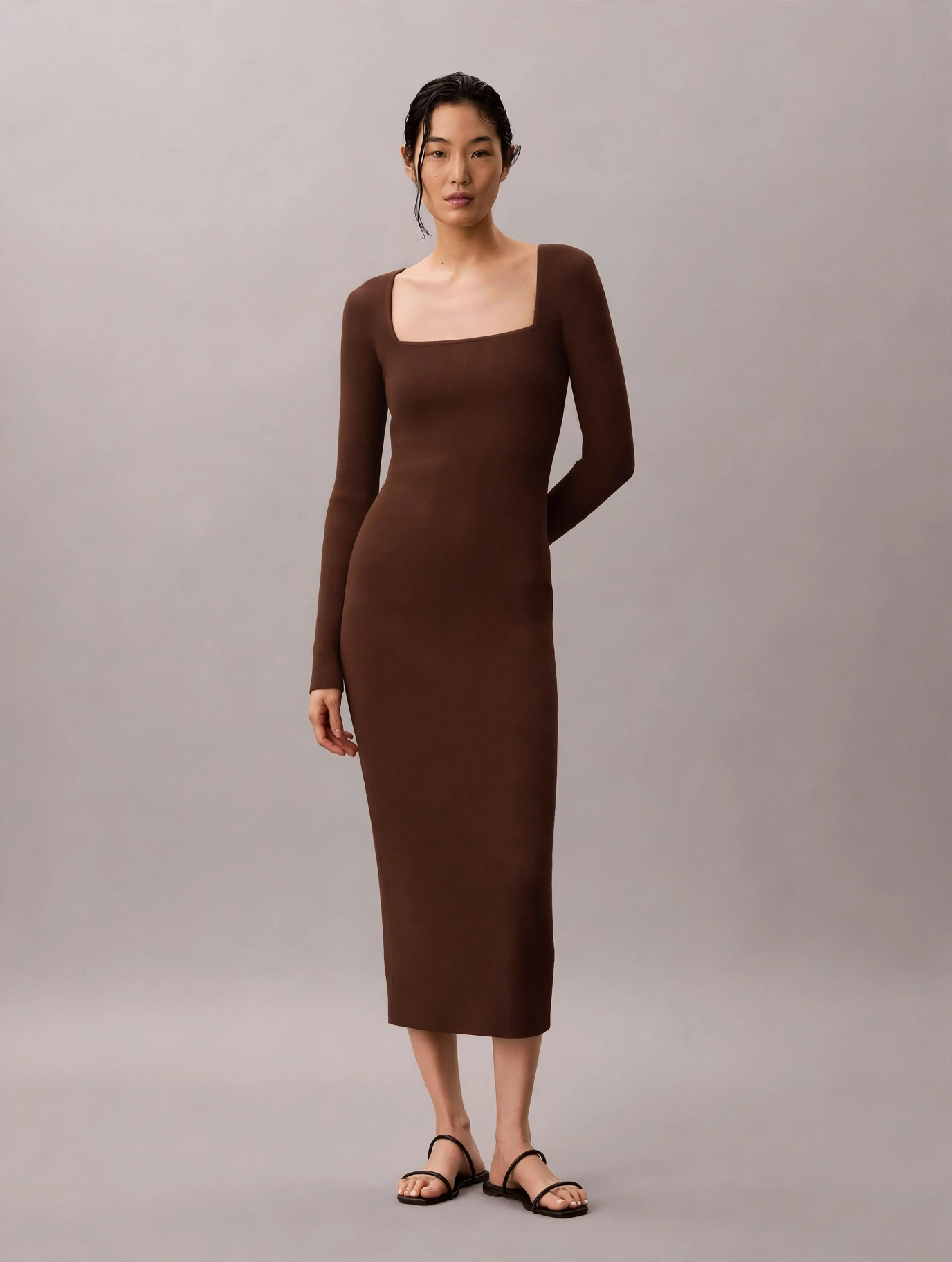 Robe midi moulante