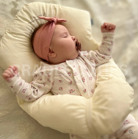 وسادة حضن الام لنوم مريح لطفلك