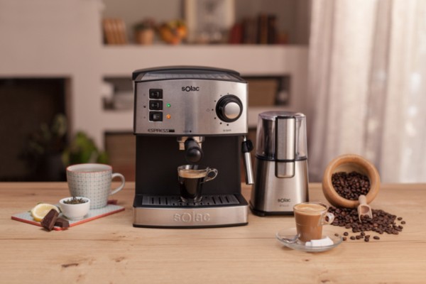 MACHINE À CAFÉ PRESSION SOLAC الة القهوة الإسبانية