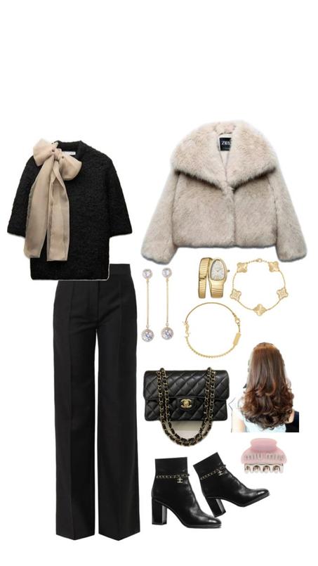 الملابس والإكسسوارات