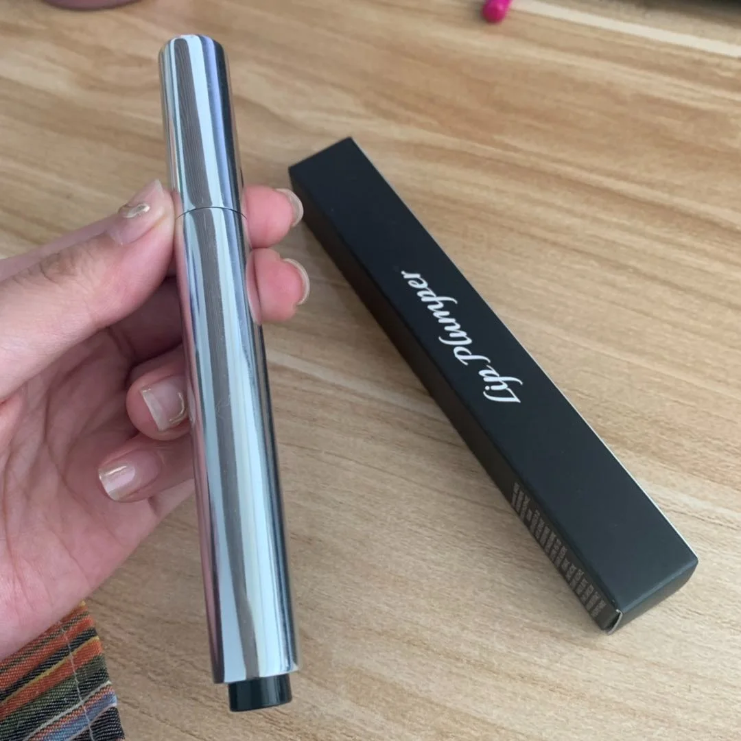 سِحر الشفاه - Lip Plumper