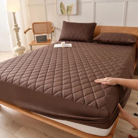 Protège-Matelas Imperméable aux pipis – Anti-Taches & Anti-Acariens (1 place = 10 000F), (2 places= 13 000F),(3 places= 15 000F)