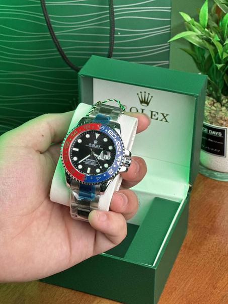 ✨ "ساعة الفخامة والأناقة... رولكس  بتصميمها الأنيق.