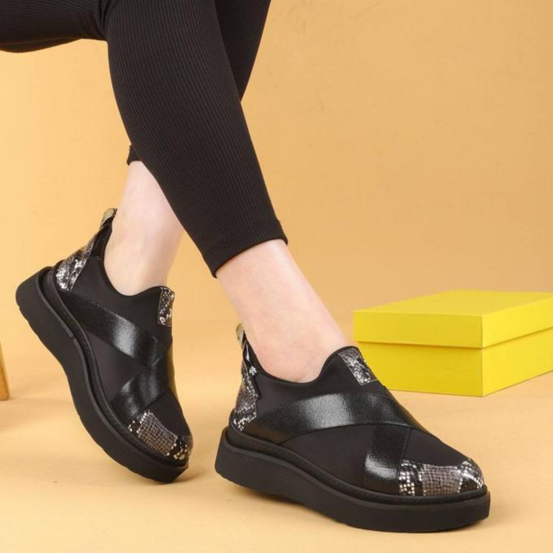 حذاء مستورد من تركيا