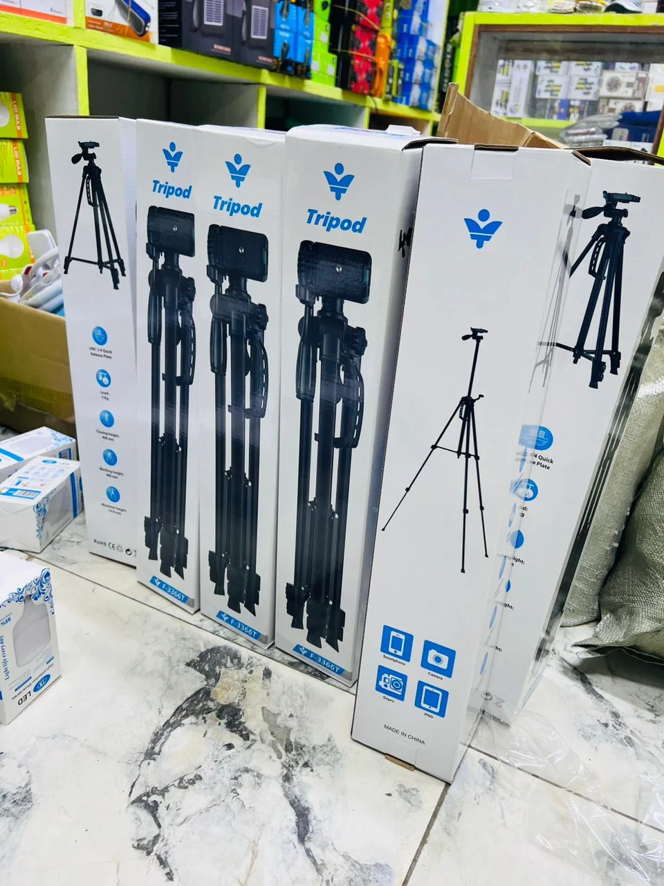 Trépied   a hauteur Universel F-3366T