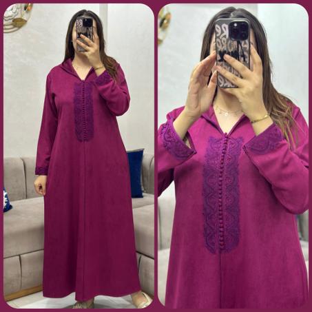 جلابة باللون في اللون