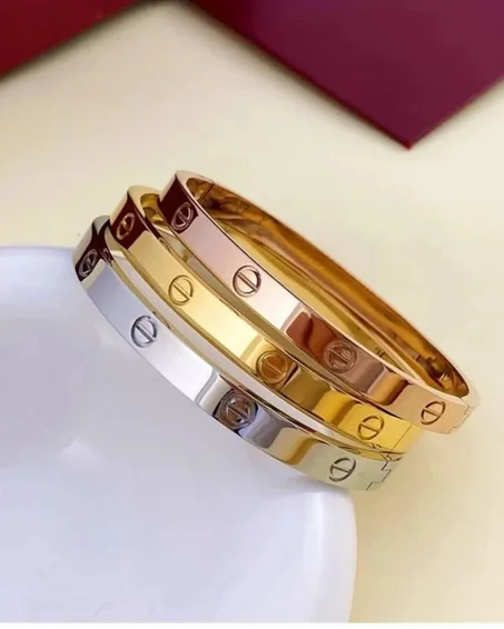 باك كارتييه 3 قطع (أساور وخواتم) - جودة عالية لا تتغير