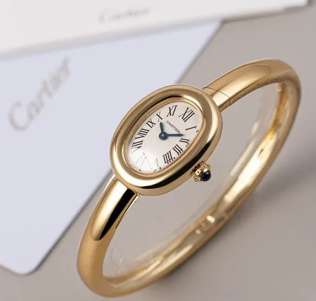 ساعة يد نسائية "Baignoire" فاخرة بطلاء ذهبي وتصميم بيضاوي كلاسيكي