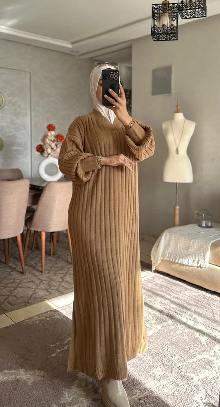 Robe avec manch bouffante Tissu la lain