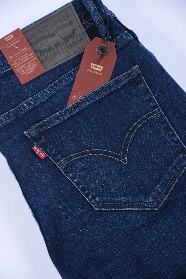 Jean Levi’s Coupe Normal Ref-LV34431 ( Bleu foncé )