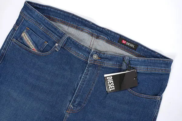 Jean Diesel Bleu Jeans 100% Coton Coupe Normal Ref-DE5V38