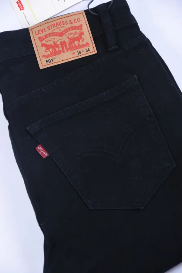 Jean Levi’s Coupe Normal Ref-LV34431 ( Noir )