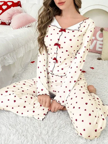 بيجامة الفراولة الناعمة ✨ قياس ستوندار ✨