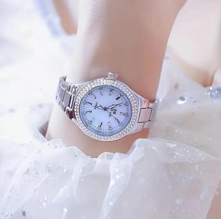 -MONTRE FEMMES- ساعة نسائية