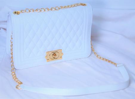 ​​​​​SAC A MAIN