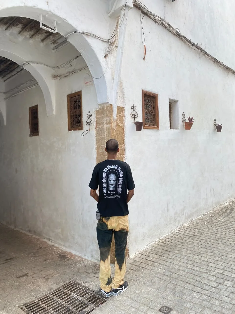 BLACK LBESS9EDEK T-SHIRT WITH MOROCCAN TOUCH