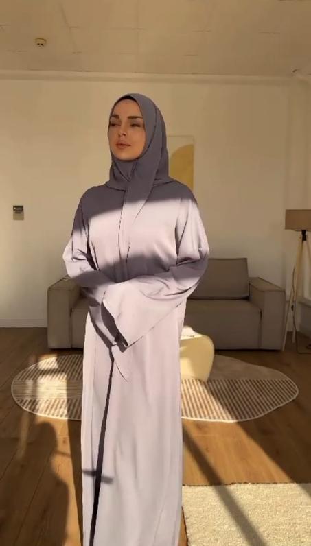 عباية و الشال