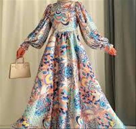 ملابس نسائية