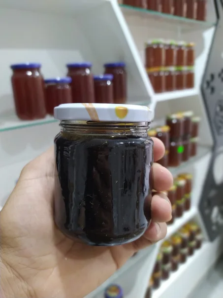 العسل الاسود