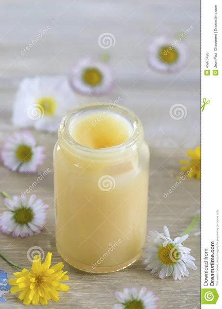 غذاء الملكة jelly royal