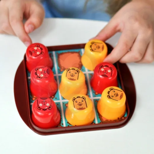 Jeu logique Mole Maze 2-en-1 - Mots croisés et Bac à sable