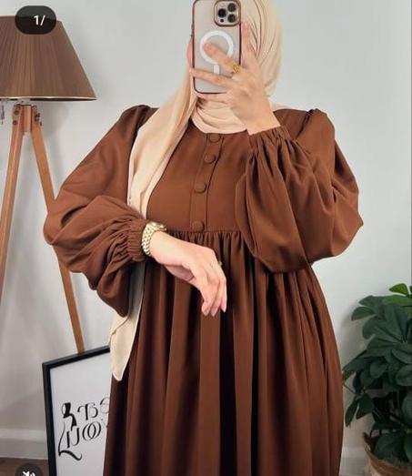 فستان الحجاب الراقي بتصميم أنثوي عصري