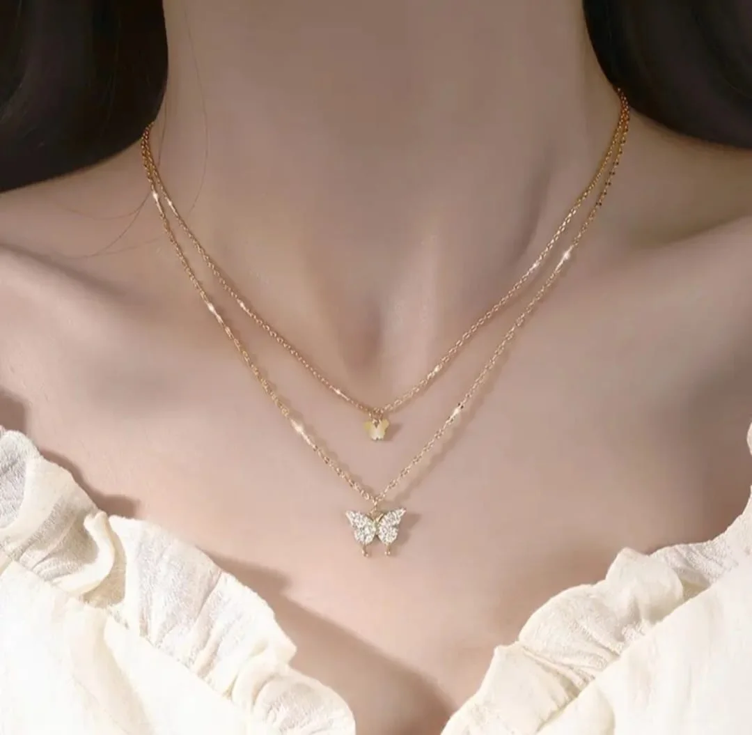 فراشة بيضاء