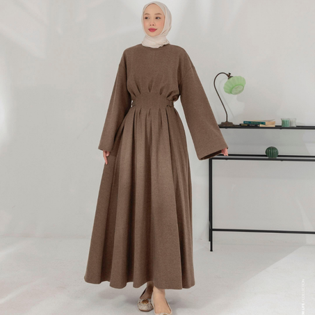 فستان ليورا 2025-Robe Lyora 2025 longue et élégante