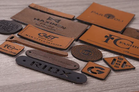 Etiquettes en Cuir