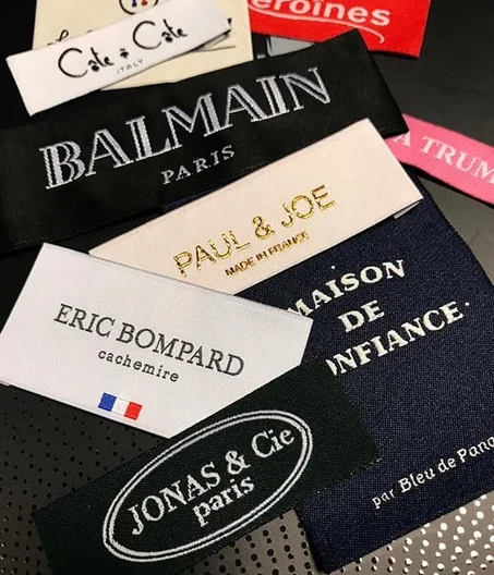 Etiquettes Tissé