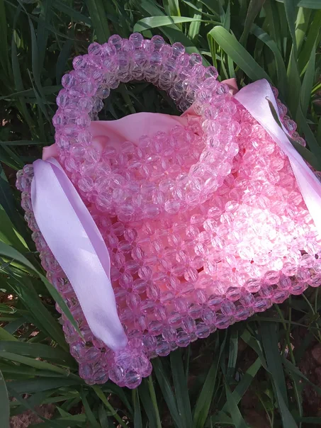 حقيبة نسائية فاخرة من العقيق – تصميم يدوي فريد يبرز أناقتك